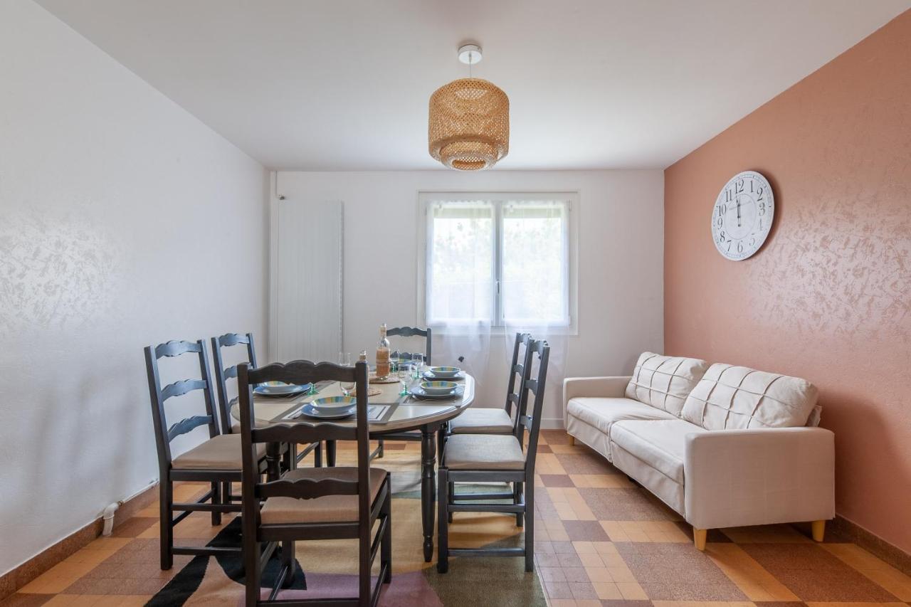 Gite Renardeau - Maison A Deux Pas Du Centre Ville カランタン エクステリア 写真